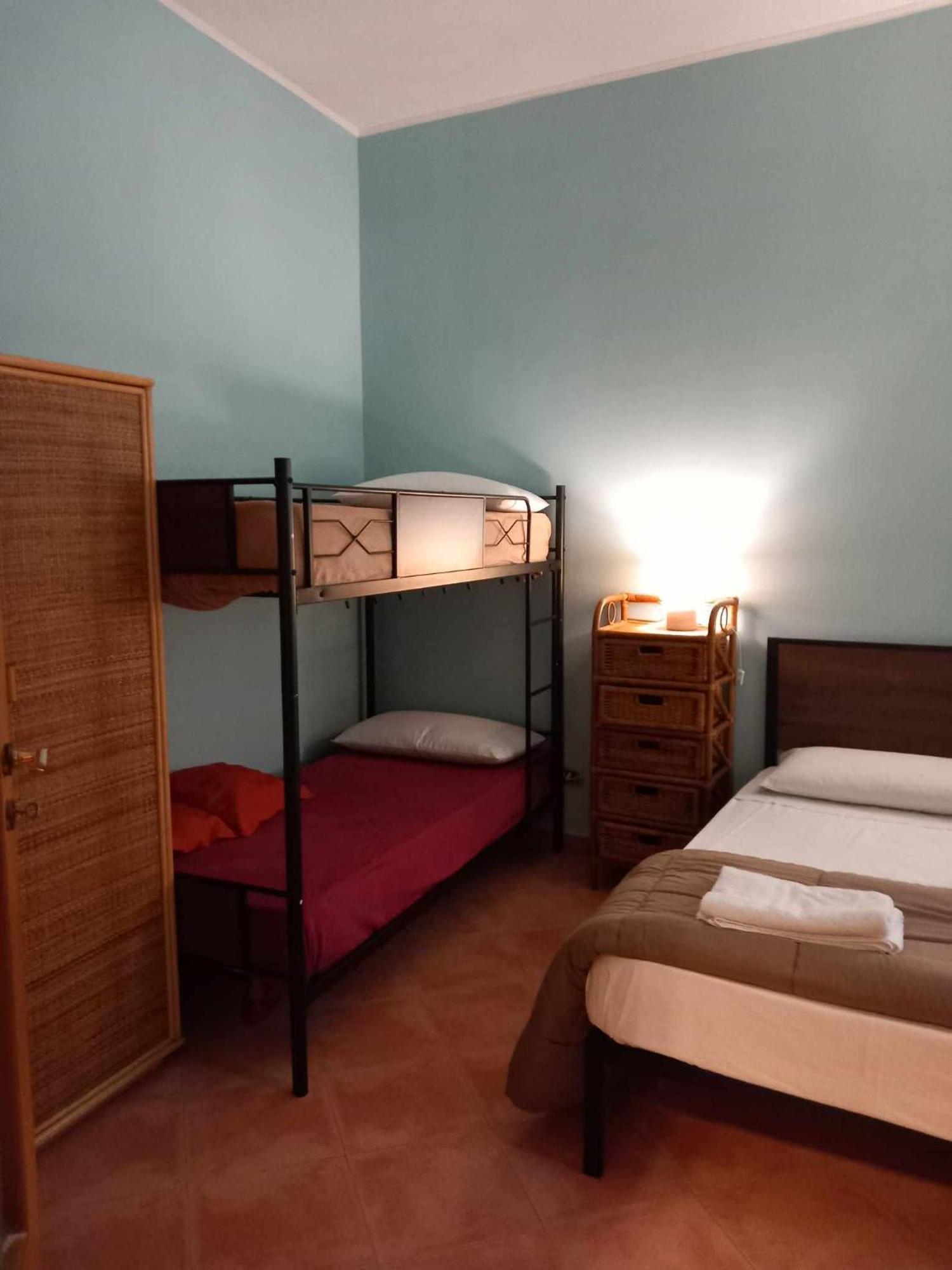 Casetta Palmarice Centro Storico Napels Buitenkant foto